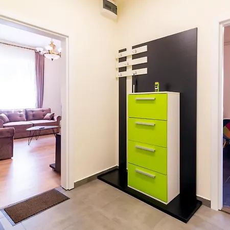 Jevrejska - Central Apartment With Free Parking Novi Sad Exterior photo