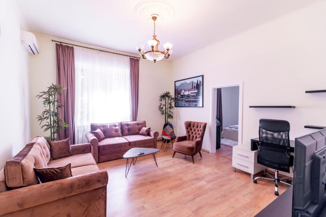 Jevrejska - With Free Parking Apartment Novi Sad